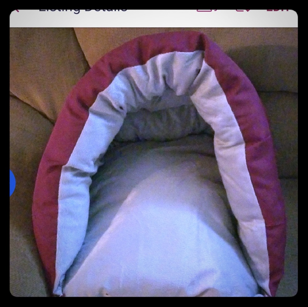 Small animal snuggle bed